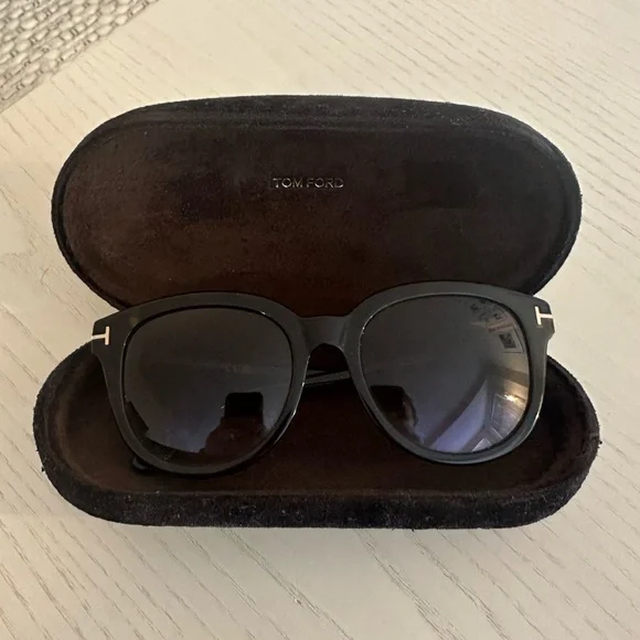 Tom Ford | Accessories | Tom Ford Olivia 54mm Gradient Round  display picture 1